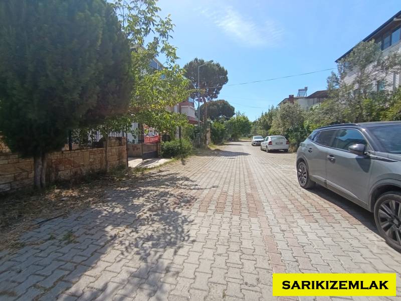 Edremit Güre Mah`da6+1  Villa.